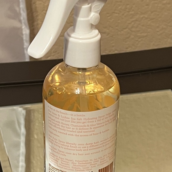 She Sea Salt Spray Rose & Lychee 8.45 fl  oz to get textured hair day at beach - Picture 8 of 10